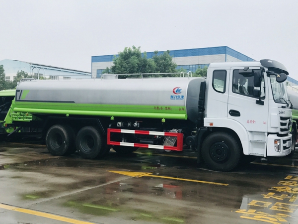 東風錦程18噸灑水車，后八輪灑水車價格