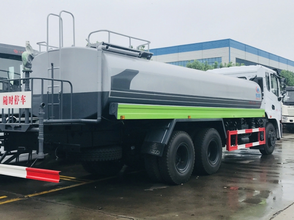 東風錦程18噸灑水車，后八輪灑水車價格