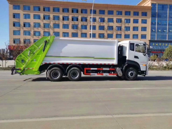 東風(fēng)天龍國六18~20方壓縮式垃圾車